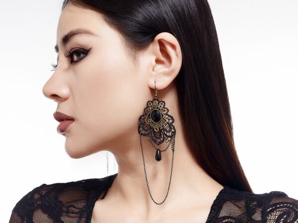 Fashionable lace special dense chain tassel earrings with high-end feel, black teardrop shaped crystal studs