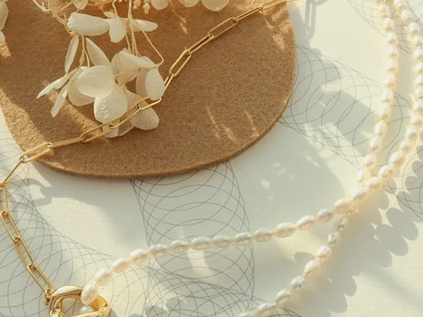 New freshwater pearl patchwork necklace made of stainless steel and 18K gold for women