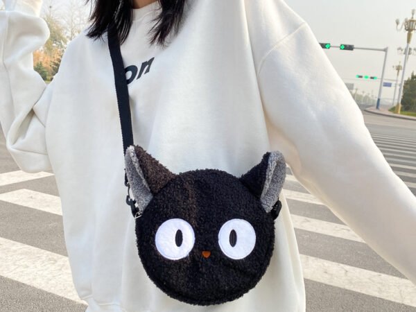 Women's Bag Autumn/Winter New Cute Doll Women's Shoulder Bag Fashionable and Stylish Crossbody Plush Small Round Bag Student Bag