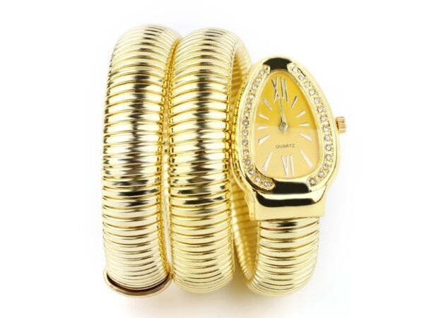 Snake shaped watch Women's fashion bracelet watch Creative quartz watch Personalized bracelet watch